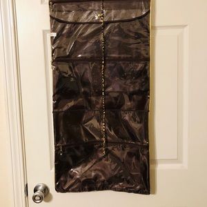 Leopard hanging travel organizer